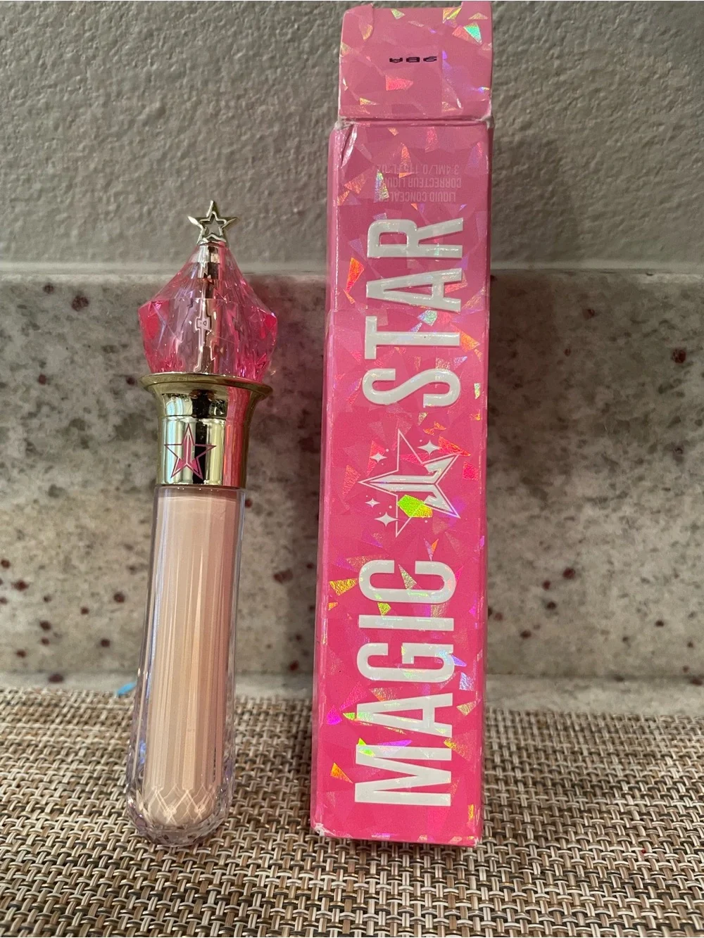 🎉Jeffree Star Magic Star Concealer. NIB shade C5.5